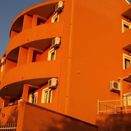 Apartments Danilo Kazanegra Sveti Stefan Exteriör bild