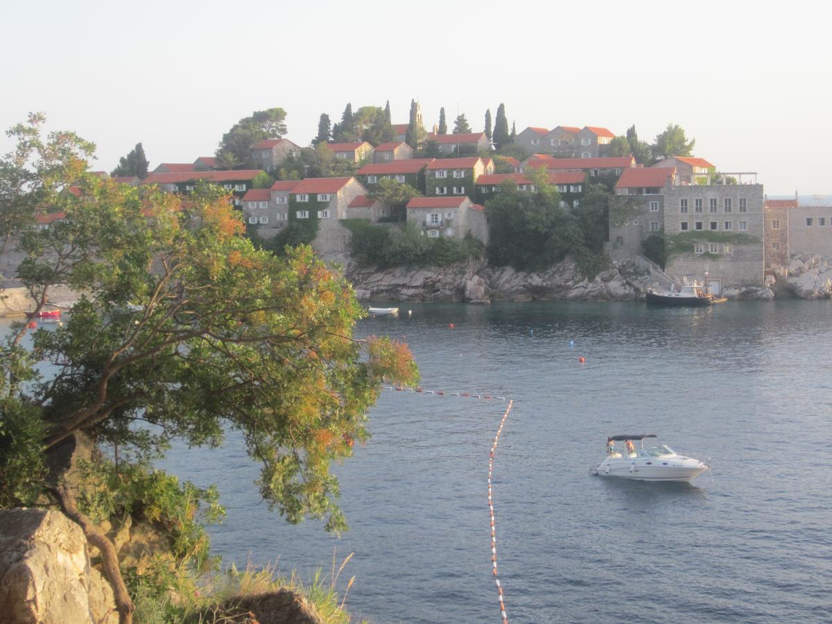 Apartments Danilo Kazanegra Sveti Stefan Exteriör bild